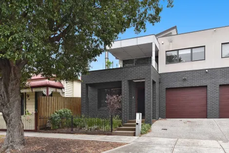 Property photo of 14 Grice Crescent Essendon VIC 3040