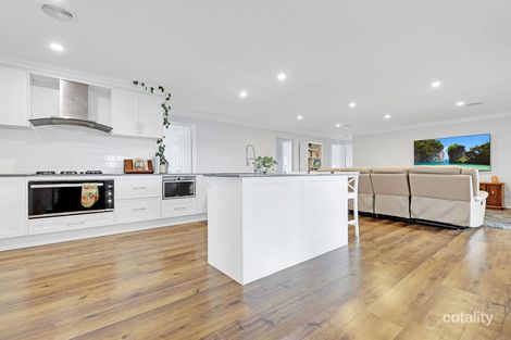 Property photo of 5 Sapphire Crescent Kelso NSW 2795