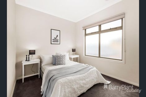 Property photo of 13 Allumba Way Wollert VIC 3750