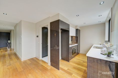 Property photo of 8/216 Belmore Road Balwyn VIC 3103