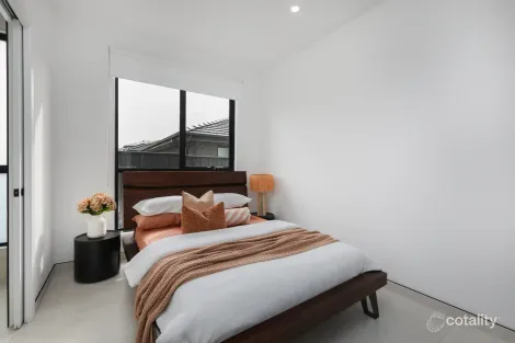 Property photo of 10 Carramar Way Greenvale VIC 3059