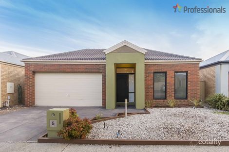 Property photo of 5 Kings Domain Caroline Springs VIC 3023