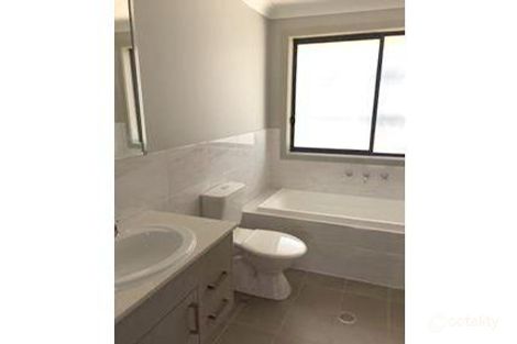 Property photo of 3 Shortbridge Avenue Middleton Grange NSW 2171