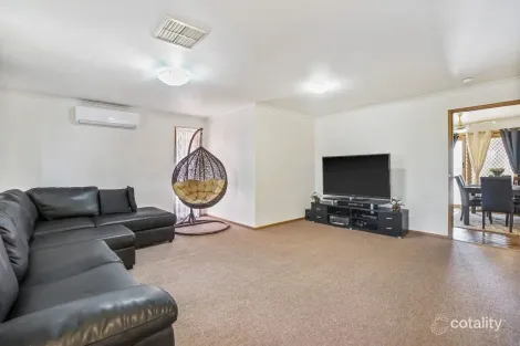 Property photo of 2 Talina Close Hoppers Crossing VIC 3029