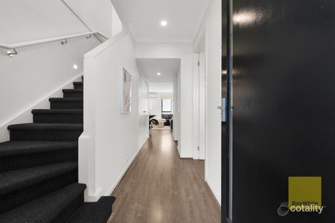 Property photo of 10 Sakura Walk Point Cook VIC 3030