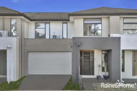 Property photo of 31 Attunga Grove Werribee VIC 3030