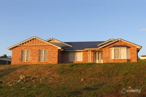 10 Palmer Dr, Highfields, QLD 4352