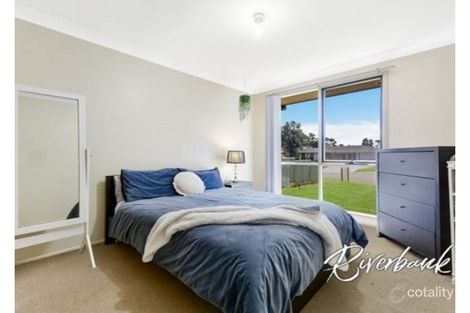 Property photo of 4 Avalon Place Woodbine NSW 2560