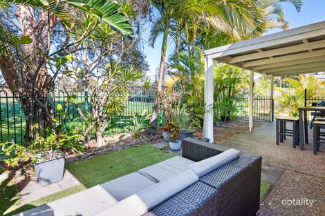 Property photo of 2/26 Bruce Avenue Paradise Point QLD 4216