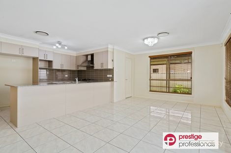 11 Mckinnon Cl, Holsworthy, NSW 2173