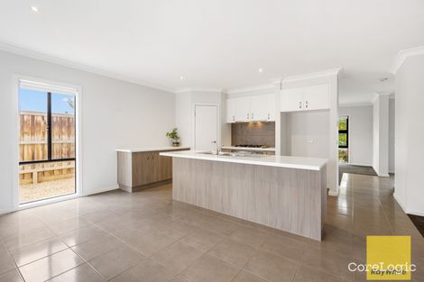 Property photo of 1 Bohr Walk Fraser Rise VIC 3336