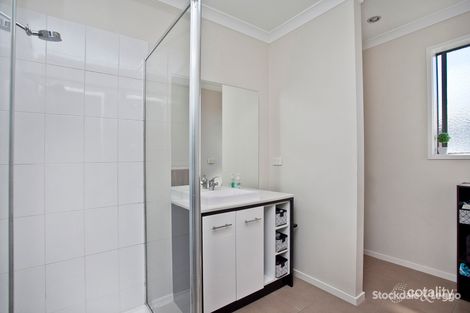 Property photo of 4 Sherrington Grange Derrimut VIC 3026