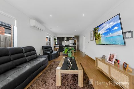 Property photo of 118 Black Knight Way Kurunjang VIC 3337