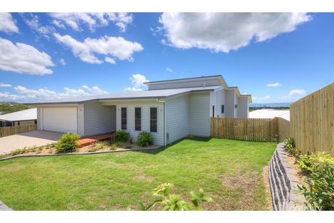 Property photo of 10 Ridge Avenue Lammermoor QLD 4703
