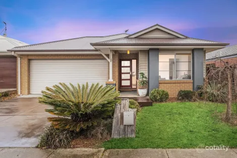 11 Prominence Bvd, Armstrong Creek, VIC 3217