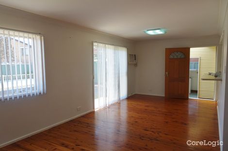 Property photo of 10 Zonnebeke Crescent Milperra NSW 2214