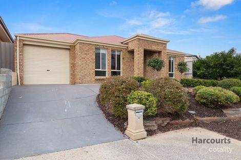 Property photo of 4 Edgehill Walk Noarlunga Downs SA 5168