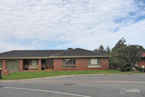 49 Mariners Cres, West Lakes, SA 5021