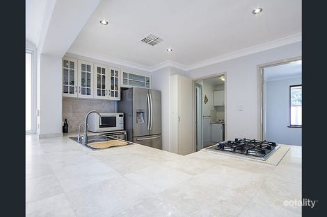 Property photo of 33 Pyrus Way Forrestfield WA 6058