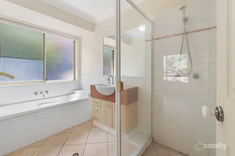 Property photo of 23 Heatons Crescent Pacific Pines QLD 4211