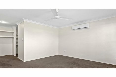 Property photo of 14 Doblo Avenue Norman Gardens QLD 4701