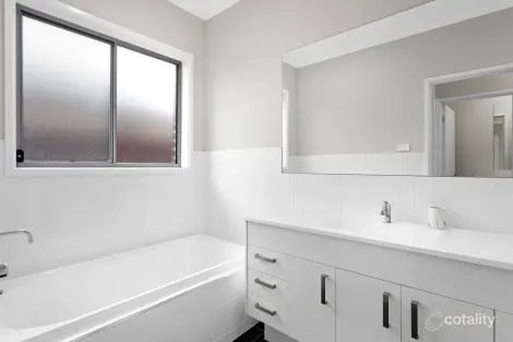 Property photo of 28 Turrallo Circuit Schofields NSW 2762