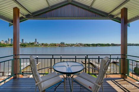 Property photo of 32 Wynnum Road Norman Park QLD 4170