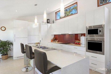 Property photo of 9 Sanders Close Terrigal NSW 2260