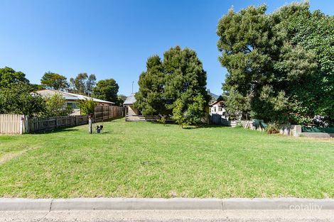 Property photo of 19 Twenty First Street Eildon VIC 3713