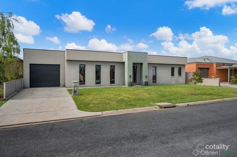 Property photo of 4 Spurwing Place Wangaratta VIC 3677