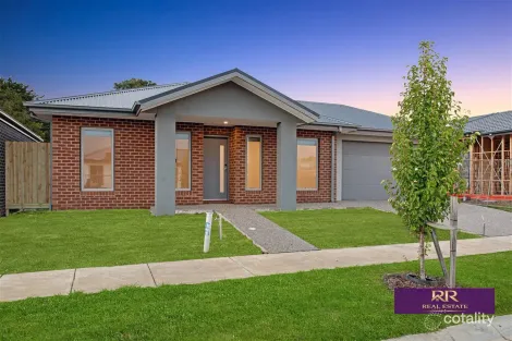 3 Autumn Gr, Ballan, VIC 3342