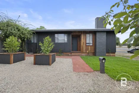 Property photo of 1 Ararat Road Beaufort VIC 3373