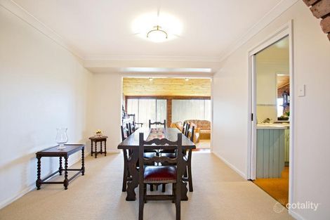 Property photo of 16 Ikara Crescent Moorebank NSW 2170