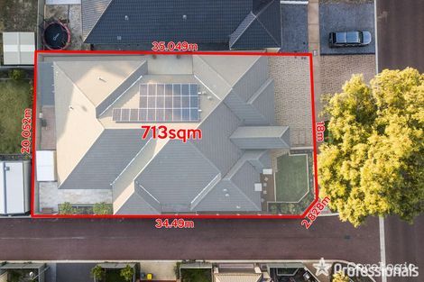 Property photo of 16 Kokoda Boulevard Byford WA 6122