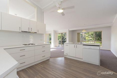 Property photo of 2/71 Karoola Crescent Surfside NSW 2536