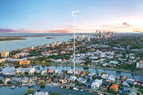 Property photo of 1/21 Vaggelas Crescent Biggera Waters QLD 4216