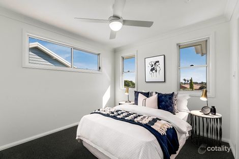 Property photo of 1/316 Stenner Street Middle Ridge QLD 4350