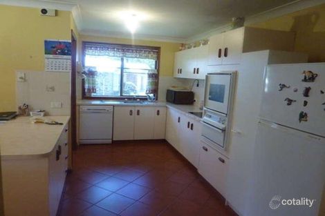 Property photo of 2 Acacia Court Highfields QLD 4352