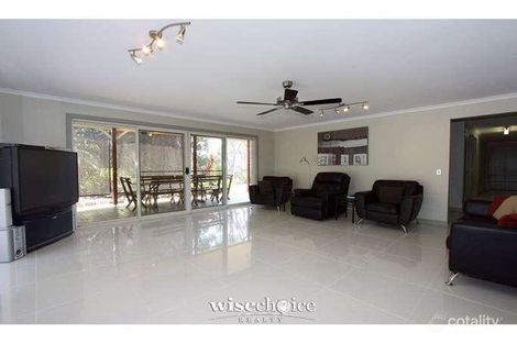 Property photo of 1 Satinay Court Oxenford QLD 4210