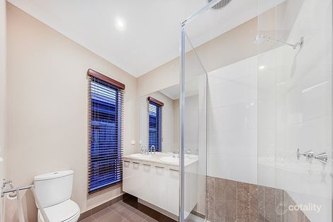 Property photo of 31 Castletown Boulevard Weir Views VIC 3338