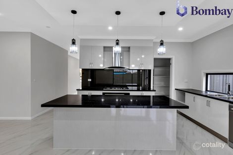 Property photo of 24 Fitzpatrick Circuit Kalkallo VIC 3064