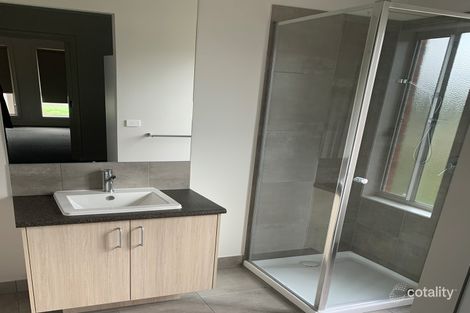 Property photo of 3 Waters Place Buxton VIC 3711