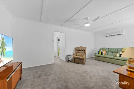 Property photo of 18 Newcastle Street Springfield NSW 2250