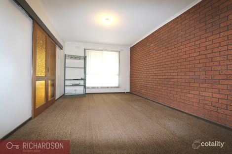 Property photo of 2/131 Greaves Street North Werribee VIC 3030
