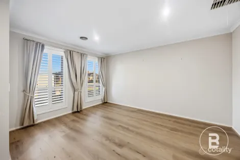 Property photo of 45 Creekstone Drive Alfredton VIC 3350