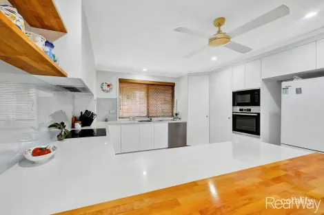 Property photo of 7 Parkvue Drive Avoca QLD 4670
