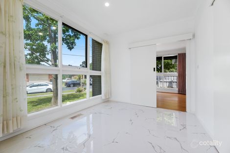 Property photo of 9 Garwain Parade Glen Waverley VIC 3150