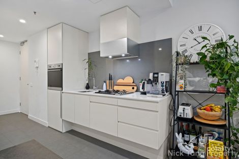 Property photo of 2412/105-107 Clarendon Street Southbank VIC 3006