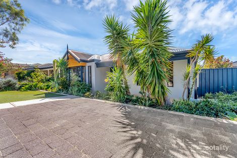 Property photo of 8 Colwyn Loop Tapping WA 6065