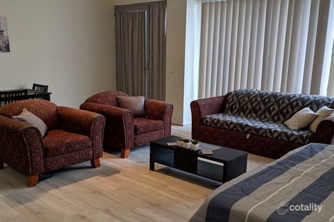 Property photo of 1/5 Wardens Walk Coburg VIC 3058